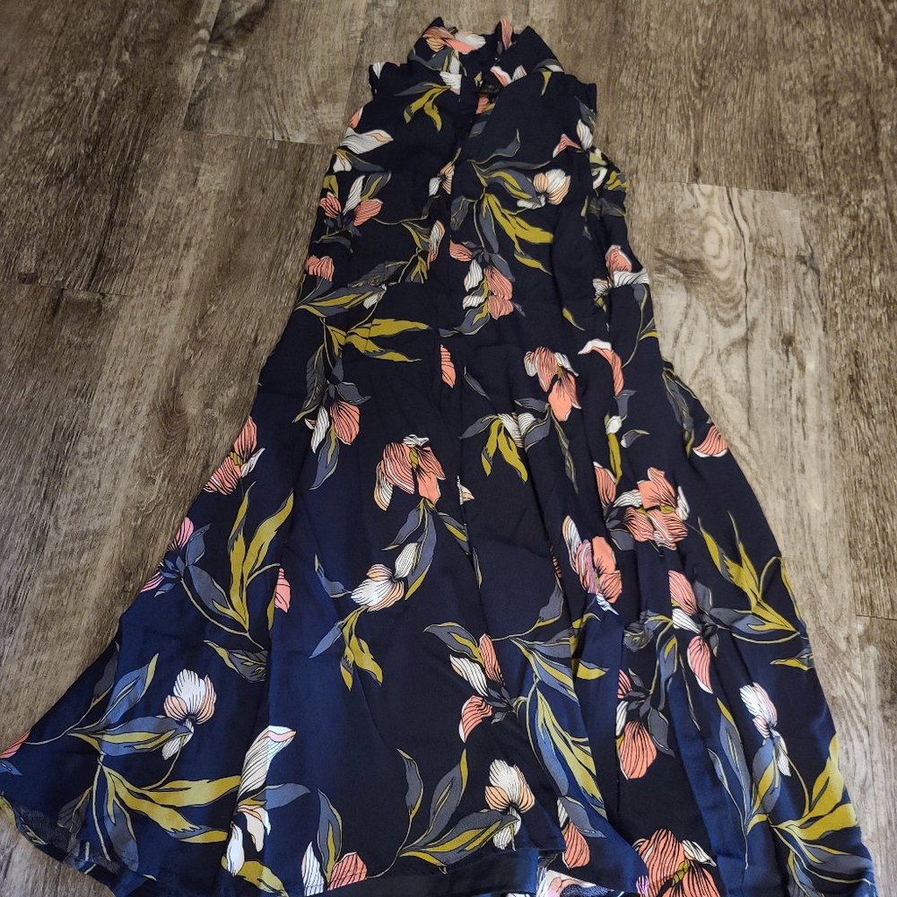Ann Taylor LOFT Floral Dress ● Size 4